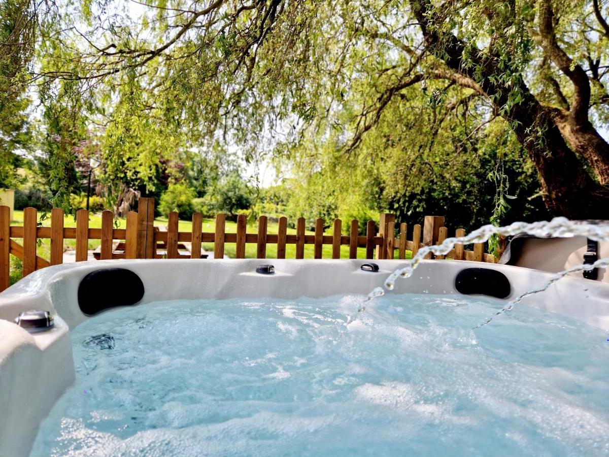 The Hamilton Luxury Holiday Let'S- The Coach House With Hot Tub Villa Scorton  Eksteriør bilde